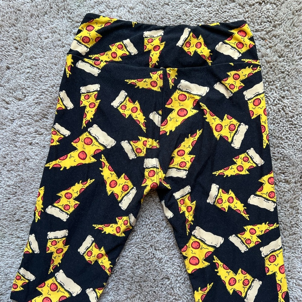 LuLaRoe Pizza Leggings OS